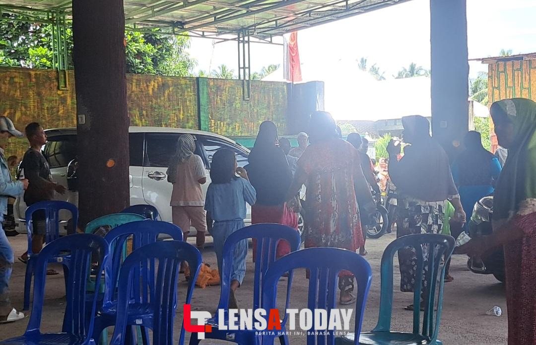 Geruduk Rupri Ketua DPRD Kabgor, Korban Investasi CINDY USMAN Minta Pembelaan