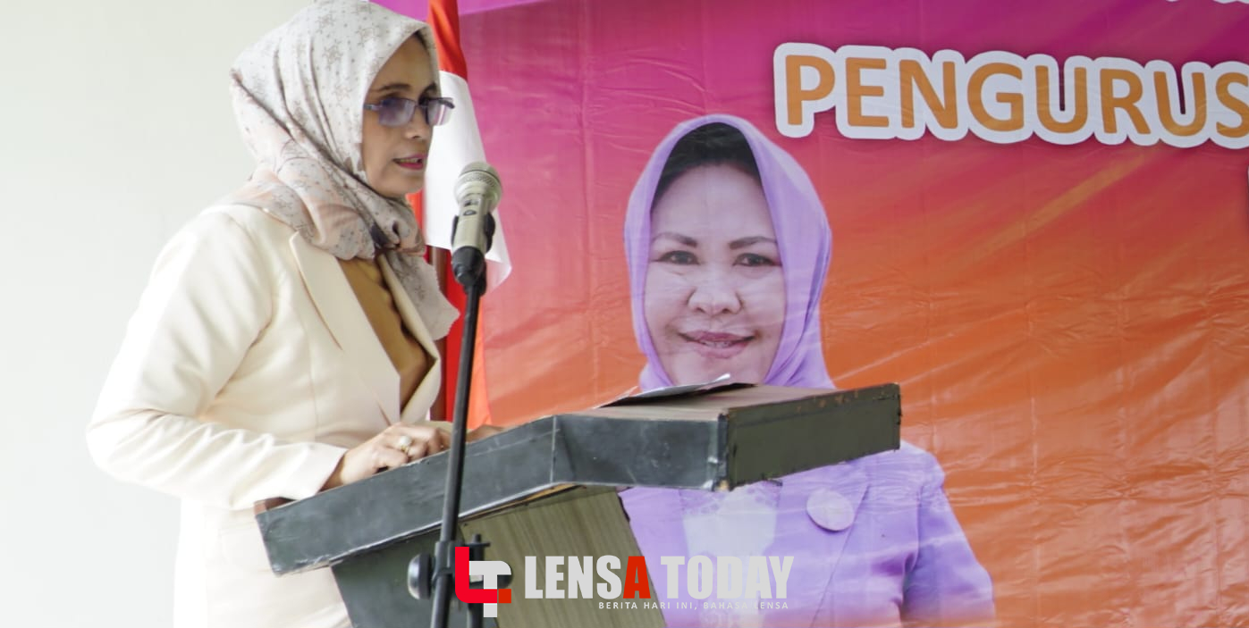 Mariati Modanggu Mohamad Resmi di Lantik Ketua Gabungan Organisasi Wanita Gorontalo Utara