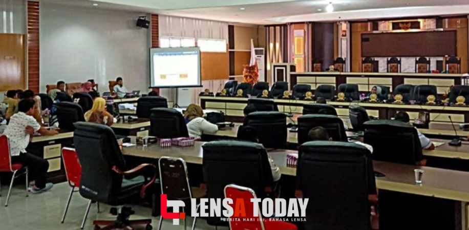 Bersama OPD, Pansus LKPJ Gorut Kembali Gelar Rapat