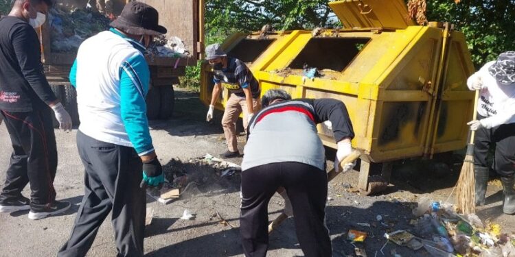 Pimpin Grebek Sampah di Kawasan Blokplan, Ini Harapan Sekda