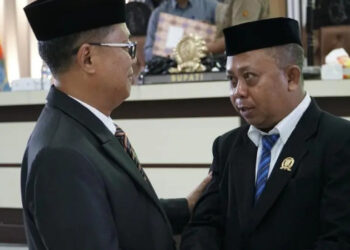 Hadiri Pelantikan PAW Rahmat Lamaji Sebagai PAW Anggota DPRD Gorut, Ini Harapan Bupati Gorut