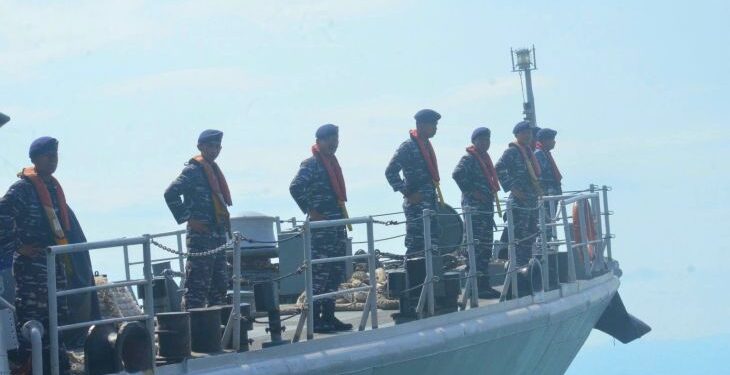 DPRD Gorut Apresiasi Pengawasan Wilayah Perairan Oleh KRI Hasan Basri-382