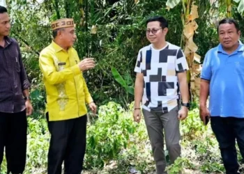 Anggota DPRD Gorontalo Utara Tinjau Pembangunan Infrastruktur Hingga ke Desa