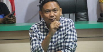 Jaga Kode Etik, Wahyudin Umumkan Hubungan Kekeluargaan Dengan Salah Satu Caleg