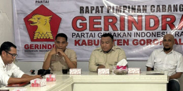 Permantap Kerja Caleg, Tomi Ishak : Door To Door Jangan Putus