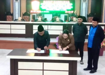 Usai Dibahas Secara Maraton, DPRD Gorut Setujui APBD-P Tahun 2023