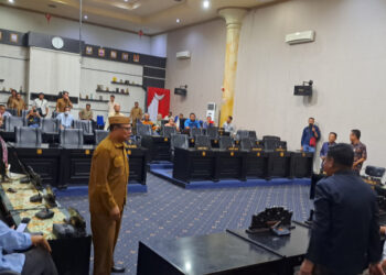 Miris, Rapat Perdana Pansus Keuangan, Ketua TAPD Tak Bisa Jawab Pertanyaan