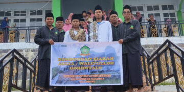 Gus Wisang Geni Ma’ruf Pimpin Jamaah Yayasan Salafiyah Al Mukarromah Desa Sidoarjo Lakukan Ziarah Ke Makam Aulia 