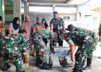 Kodim 1315/Kabupaten Gorontalo Salurkan Sembako Bagi Warga Terdampak Banjir