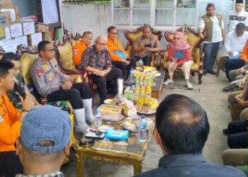 Danrem 133/NW Hadiri Rakor untuk Putusan Langkah Lanjutan Dalam Operasi Evakuasi Korban Bencana Alam Tanah Longsor dan Banjir Bandang di Desa Tulabolo