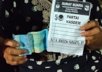 Kantongi Vidio & Foto Dugaan Money Politik, Munawar : Saat Ini Keberadaan Ibu Ini Mentara Kami Lacak
