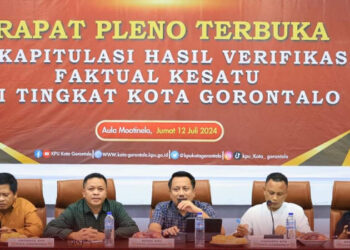 Gelar Rapat Pleno Terbuka Rekapitulasi Hasil Verifikasi Faktual, Mario Nurkamiden : Proses Rekapitulasi Ini Merupakan Tahapan Penting