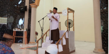 Ustadz Putra Utomo Thalib Sampaikan Khutbah Kemerdekaan di Masjid Jabal Iqro