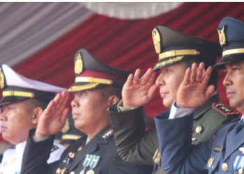 Kapolres Gorut Hadiri Upacara Peringatan HUT Proklamasi Kemerdekaan RI di Halaman Kantor Bupati