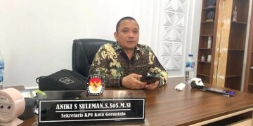 KPU Kota Gorontalo Terima Tim Monitoring Sortir Lipat Surat Suara