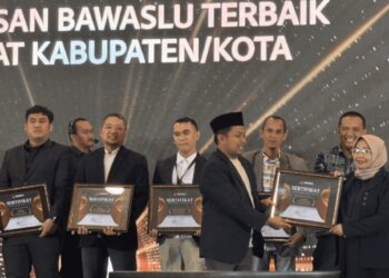 Raih Kehumasan Terbaik se-Indonesia, Herlina Antu : Kerja Keras, Dedikasi dan Inovasi Tim Sukseskan Pilkada