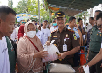 Kejari Kabgor Beraksi : Peduli Rakyat, Stabilkan Ekonomi