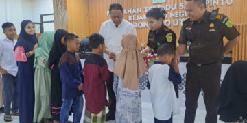 Kejari Gorontalo Utara Gelar Ground Breaking Rumah Dinas dan Buka Puasa Bersama Anak Panti Asuhan
