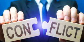 Tim kerja vs Tim Pemenangan, Antara Harapan dan Isi Tas