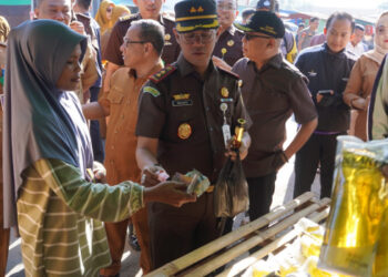 Kejari Kabgor Gelar Operasi Pasar, Wujud Kepedulian terhadap Ketahanan Pangan Daerah