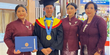 Kepala Kejaksaan Negeri Gorontalo Raih Gelar Doktor dari UNAIR dengan Disertasi tentang Perampasan Aset Tipikor