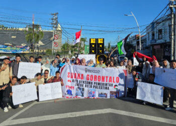 Puluhan Pemuda Gorontalo Gelar Aksi Solidaritas Bela Palestina : Air Mata Palestina Adalah Air Mata Kita
