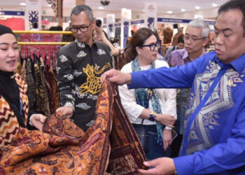 Rachmat Gobel : Impor Pakaian Bekas Hancurkan UMKM dan Kemandirian Bangsa