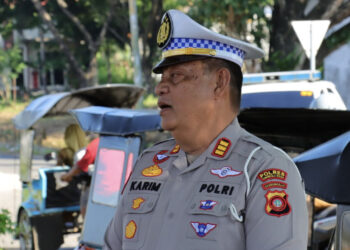 Jalin Keakraban, Kasat Lantas Polres Gorontalo Utara Sapa Langsung Pengemudi Bentor