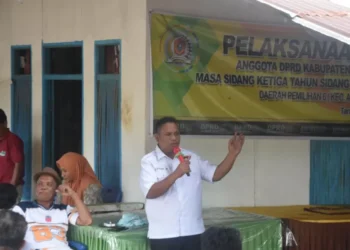 Lukum Diko Serap Aspirasi Warga di Pedalaman Desa Helumo Dusun Baina Ale