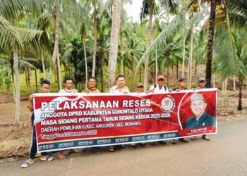 Sian Woloks Serap Aspirasi Petani Desa Helumo, Fokus pada Penguatan Sektor Pertanian