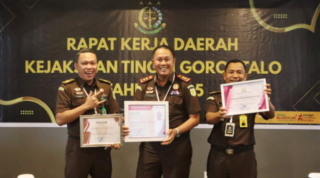 Kinerja Konsisten dan Terukur, Bagas Prasetyo Antar Bidang Pidsus Kejari Gorut Raih Peringkat Dua Terbaik Se-Gorontalo