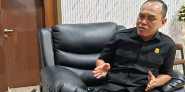 Ketua DPRD Kabgor Serahkan Dugaan Kasus Asusila Oknum Anggota ke BK