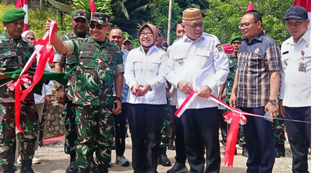 Pangdam XIII/Merdeka Resmikan Jembatan Garuda di Ulapato B, Wujud Kepedulian TNI dan Presiden untuk Daerah Terisolir