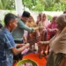 Ketua DPRD Gorontalo Utara Deddy Dunggio Salurkan Daging Kurban kepada Warga pada Idul Adha 1447 H