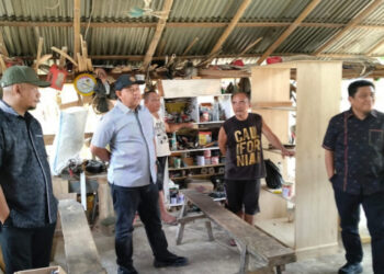 Komisi II Tinjau Bantuan Mesin Jointer di Hikayah Meubel, Dorong Produktivitas IKM